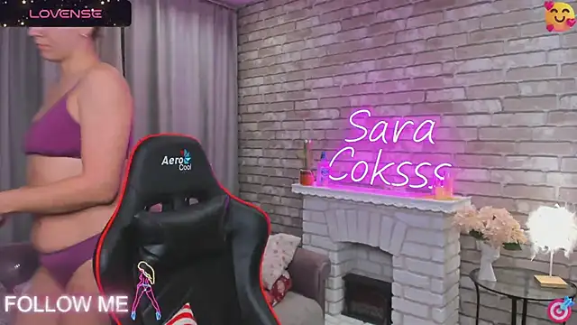 Snapshot of SarahCoksss chatting on 01-23-25, 12:14 SarahCoksss online show from 01-23-25, 12:14