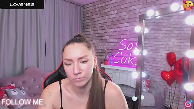 Snapshot of SarahCoksss chatting on 02-27-25, 02:42 SarahCoksss online show from 02-27-25, 02:42