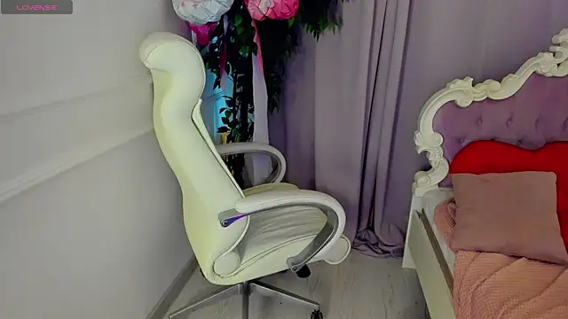 Lily Marlin online show from 06-07-26, 03:54