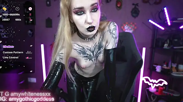 amywhitenessxx online show from 06-07-26, 11:14