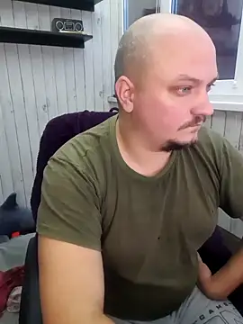 Snapshot of Pandasky chatting on 12-22-24, 02:16 Pandasky online show from 12-22-24, 02:16