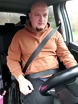 Snapshot of Pandasky chatting on 11-16-25, 08:20 Pandasky online show from 11-16-25, 08:20