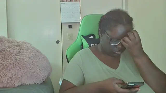 Yagurl  west online show from 01-14-25, 12:11