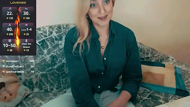 Snapshot of ElysonLang chatting on 02-09-25, 08:24 ElysonLang online show from 02-09-25, 08:24