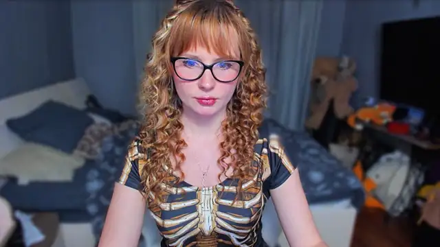 KlementinaBbG online show from 10-30-25, 03:35