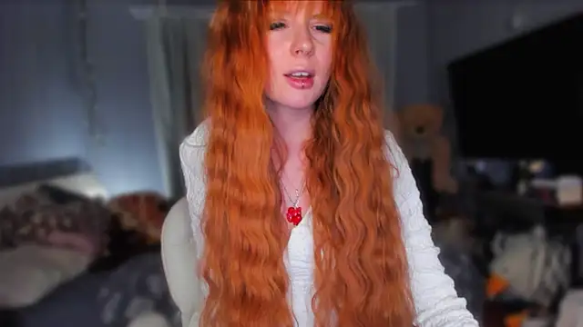 KlementinaBbG online show from 04-12-26, 08:25