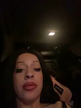 Snapshot of Katalinastarr chatting on 12-30-24, 12:22 Katalinastarr online show from 12-30-24, 12:22