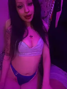 Snapshot of Katalinastarr chatting on 01-25-25, 10:50 Katalinastarr online show from 01-25-25, 10:50