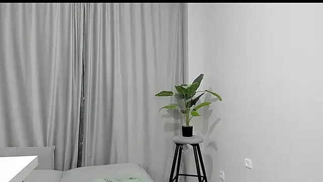 sarahphyllis online show from 09-11-25, 09:37