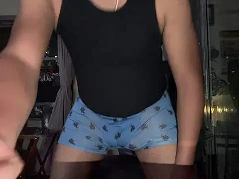 Snapshot of ThickDick_Daddy chatting on 05-15-26, 06:09 ThickDick Daddy online show from 05-15-26, 06:09