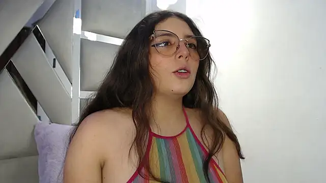 Paola Lyon  online show from 01-14-25, 07:32