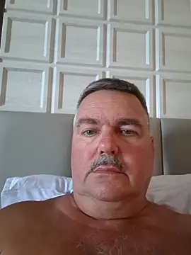 Snapshot of Tbone17 chatting on 05-20-26, 01:39 Tbone17 online show from 05-20-26, 01:39