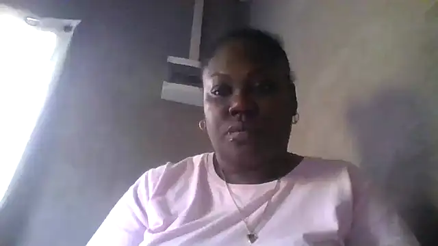 Snapshot of XgeileKutje chatting on 11-10-25, 10:25 XgeileKutje online show from 11-10-25, 10:25