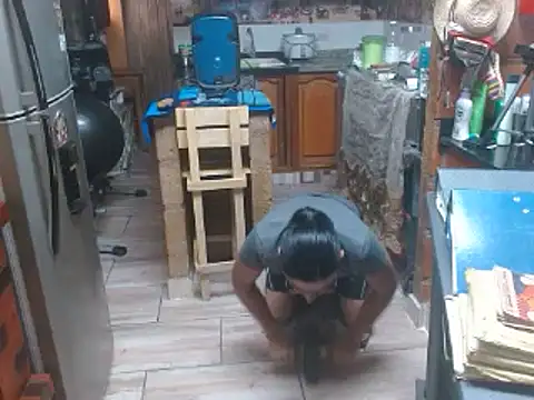 Snapshot of Dr_Pocholate84 chatting on 02-09-25, 08:34 Dr Pocholate84 online show from 02-09-25, 08:34