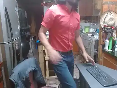 Snapshot of Dr_Pocholate84 chatting on 02-10-25, 02:19 Dr Pocholate84 online show from 02-10-25, 02:19