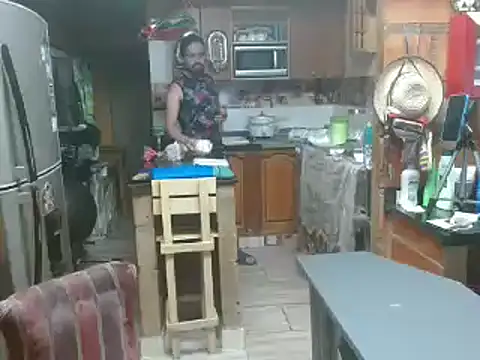 Snapshot of Dr_Pocholate84 chatting on 02-12-25, 03:40 Dr Pocholate84 online show from 02-12-25, 03:40