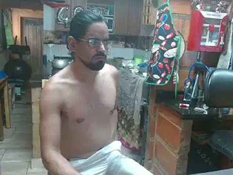 Snapshot of Dr_Pocholate84 chatting on 03-10-25, 04:03 Dr Pocholate84 online show from 03-10-25, 04:03