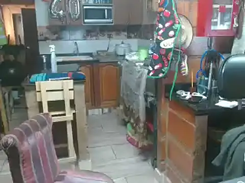 Snapshot of Dr_Pocholate84 chatting on 03-12-25, 04:24 Dr Pocholate84 online show from 03-12-25, 04:24