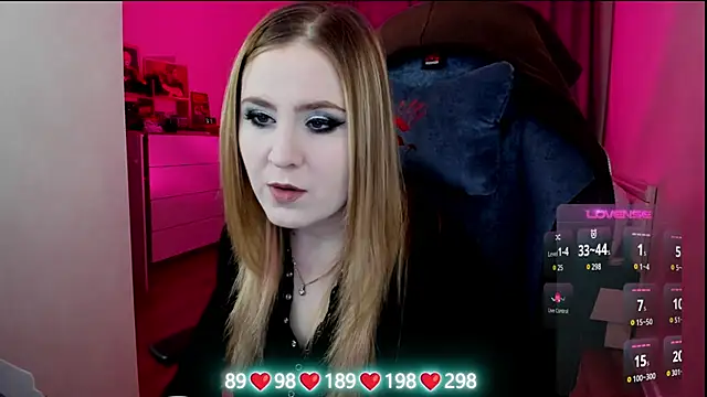 Olivia Munk online show from 12-02-25, 05:13