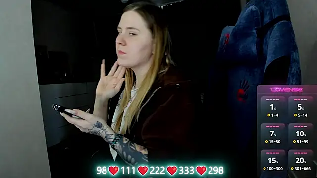 Olivia Munk online show from 03-21-26, 08:19