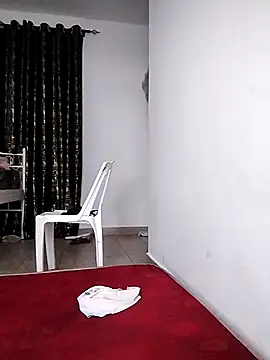 Kamdollie online show from 01-25-25, 04:23