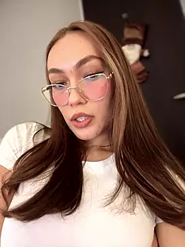 MichelleFerry  online show from 12-06-24, 04:14