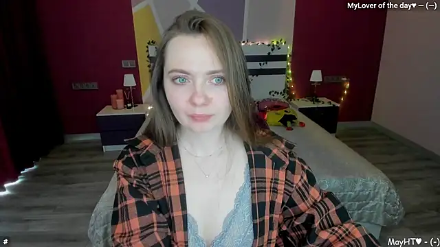 Snapshot of LizaGost chatting on 05-01-26, 11:37 LizaGost online show from 05-01-26, 11:37