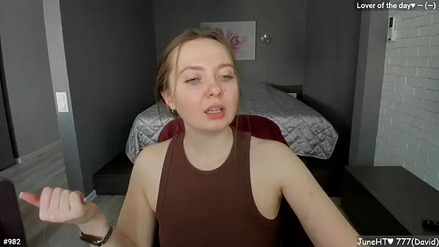 Snapshot of LizaGost chatting on 06-05-26, 11:49 LizaGost online show from 06-05-26, 11:49