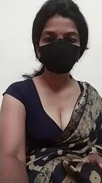 Snapshot of Shuttii_25 chatting on 01-13-25, 05:23 Shuttii 25 online show from 01-13-25, 05:23