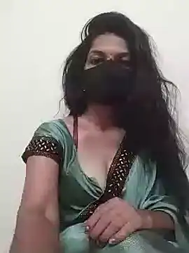 Snapshot of Shuttii_25 chatting on 03-10-25, 05:54 Shuttii 25 online show from 03-10-25, 05:54