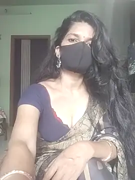 Snapshot of Shuttii_25 chatting on 09-12-25, 04:23 Shuttii 25 online show from 09-12-25, 04:23