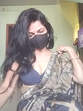 Shuttii 25 online show from 11-10-25, 07:40