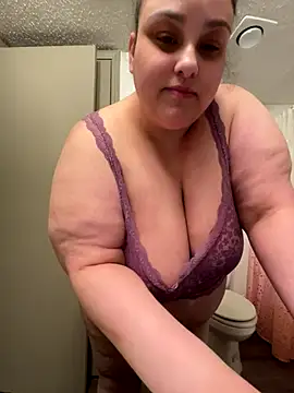 Snapshot of bbwredhead chatting on 12-05-24, 04:09 bbwredhead online show from 12-05-24, 04:09