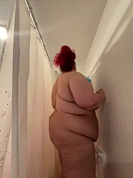 Snapshot of bbwredhead chatting on 01-17-25, 01:15 bbwredhead online show from 01-17-25, 01:15