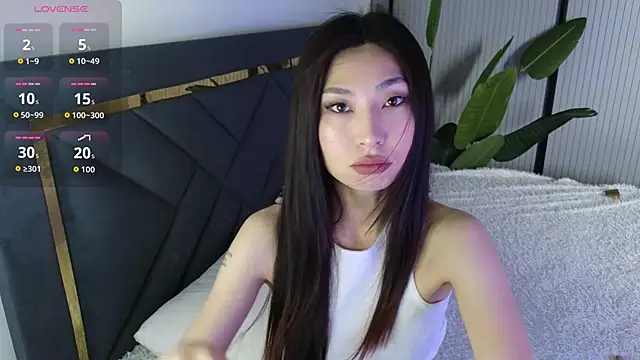 TrishaRey online show from 06-02-26, 05:09