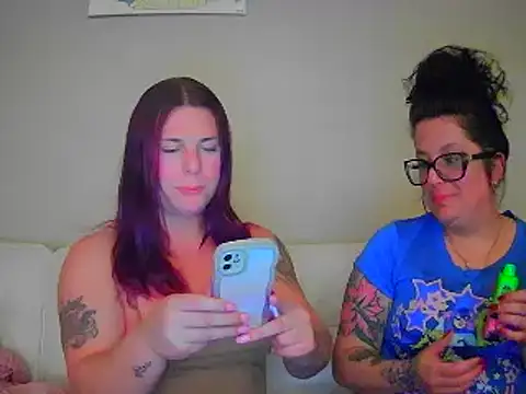 KevieWantsABoobJob online show from 11-07-25, 12:43