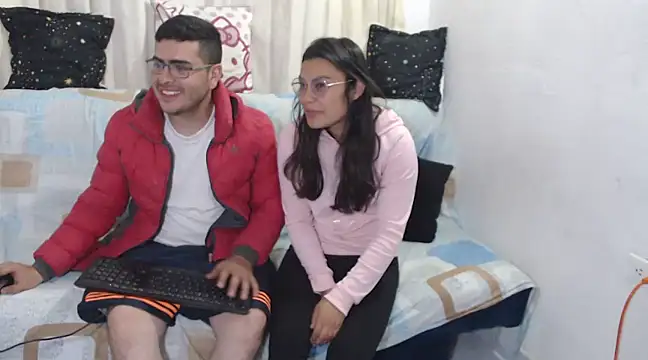 Snapshot of luxury_sex_17 chatting on 12-31-24, 01:04 luxury sex 17 online show from 12-31-24, 01:04