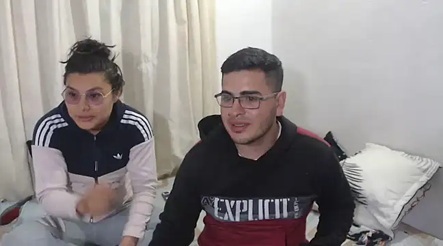 Snapshot of luxury_sex_17 chatting on 01-20-25, 02:11 luxury sex 17 online show from 01-20-25, 02:11