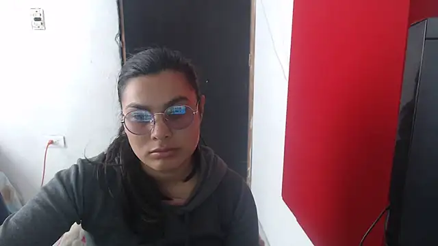 Snapshot of luxury_sex_17 chatting on 03-21-25, 08:50 luxury sex 17 online show from 03-21-25, 08:50