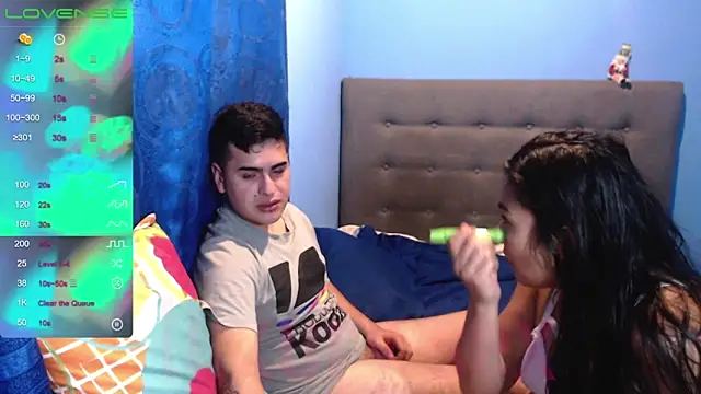 Snapshot of luxury_sex_17 chatting on 10-08-25, 03:09 luxury sex 17 online show from 10-08-25, 03:09