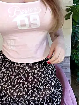 SexyMichellexo online show from 05-18-26, 07:47