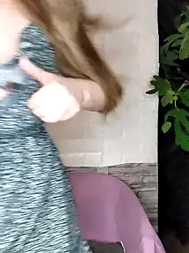Snapshot of SexyMichellexo chatting on 06-26-26, 10:47 SexyMichellexo online show from 06-26-26, 10:47