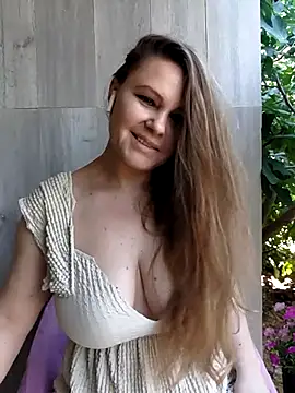 Snapshot of SexyMichellexo chatting on 07-12-26, 11:23 SexyMichellexo online show from 07-12-26, 11:23