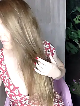 Snapshot of SexyMichellexo chatting on 07-25-26, 08:28 SexyMichellexo online show from 07-25-26, 08:28