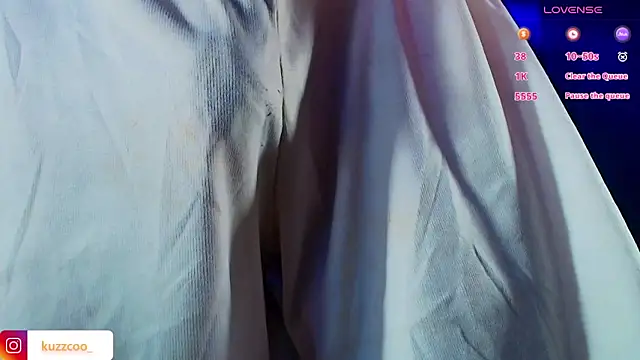 kuzzcoo online show from 11-12-25, 12:44