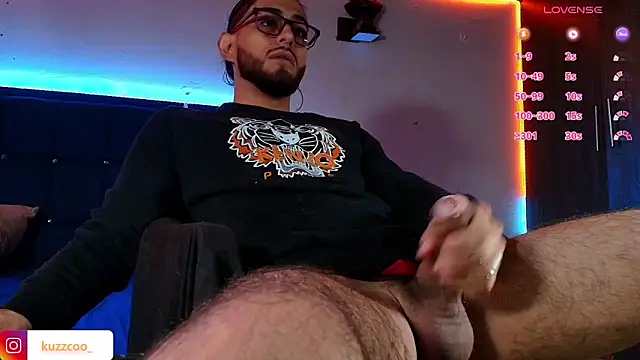 kuzzcoo online show from 04-05-26, 08:39