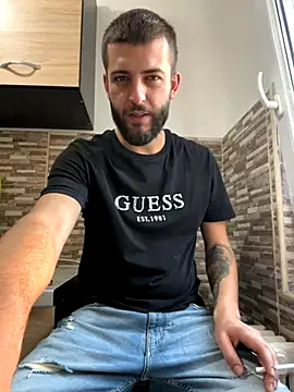 ElChapoGuzman95 online show from 10-21-25, 05:30