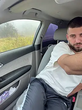 ElChapoGuzman95 online show from 11-13-25, 06:56