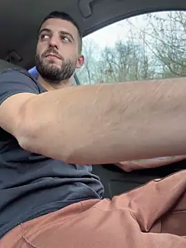 ElChapoGuzman95 online show from 04-09-26, 07:25