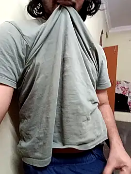 Snapshot of addu24 chatting on 01-05-25, 03:45 addu24 online show from 01-05-25, 03:45